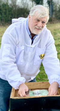 Patrick Murfet, Bee Equipment
