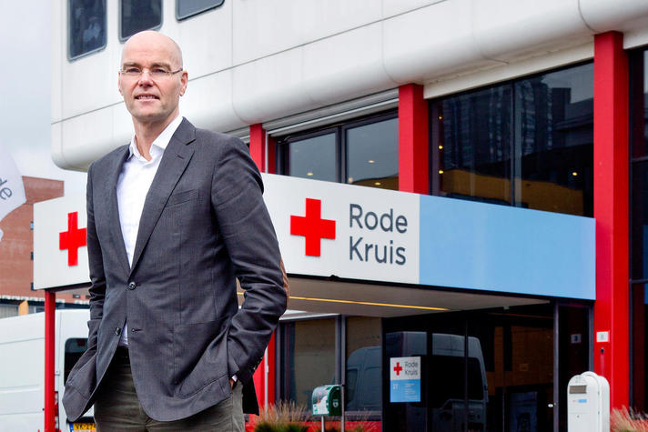 Gijs de Vries (Rode Kruis)