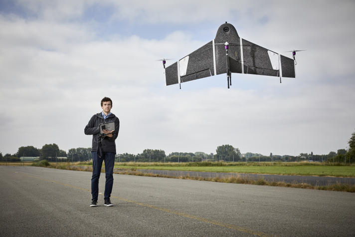 Wat als de drone van Atmos UAV landmeters (bijna) overbodig maakt? | Opinieblad Forum